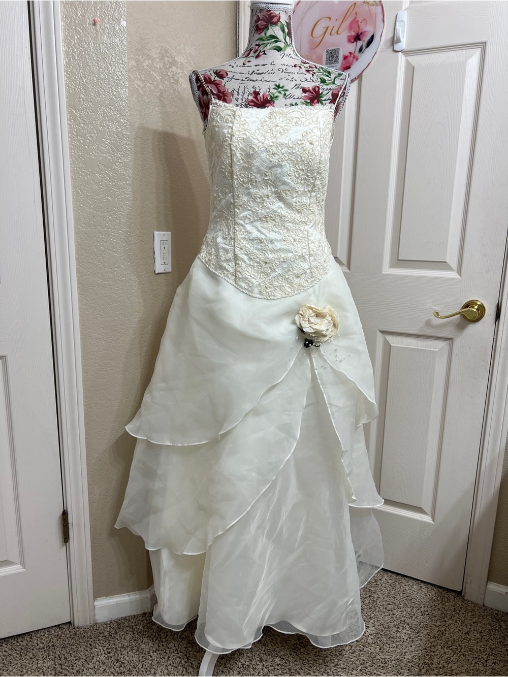 Vintage 90s Organza Tiered Wedding Dress Embroidered Beaded Corset Bodice Bridal